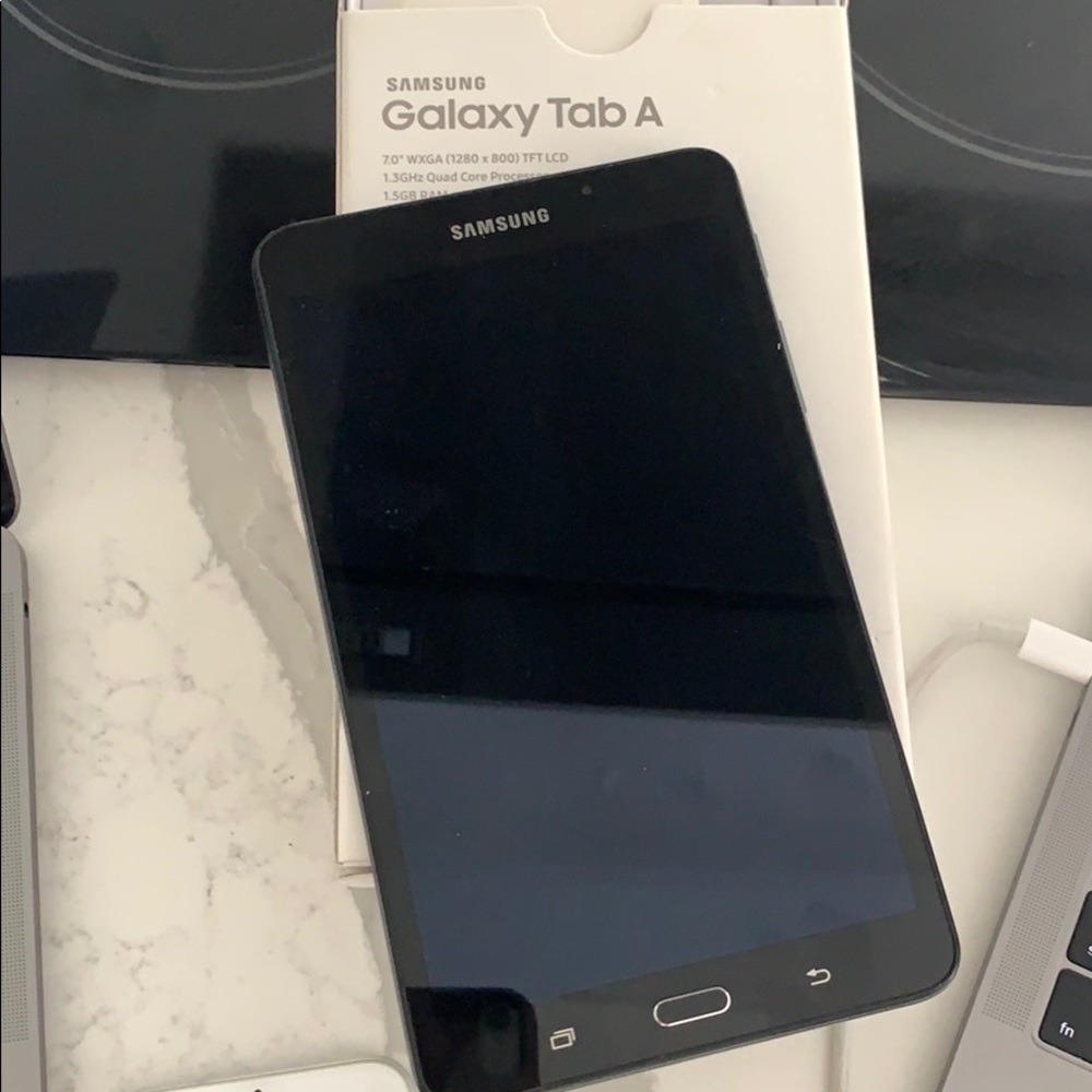Galaxy Tab A- Samsung
